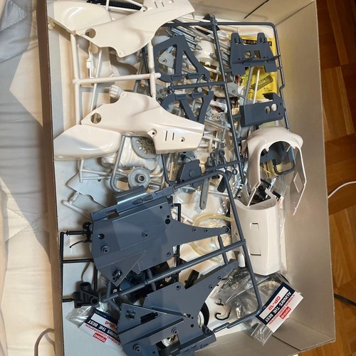 Kyosho honda nsr500 rc kit - kyosho,